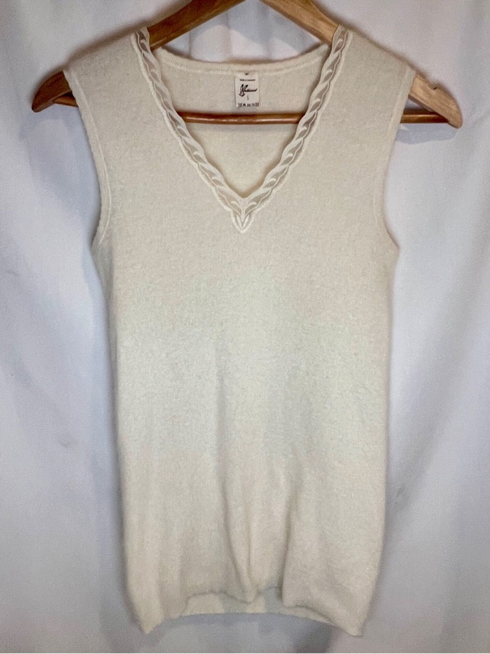 Sleeveless V-Neck Cream Sweater Tank